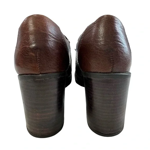 Born D07906 Slip-On Brown Leather Block Heel Ankle Booties Size 8.5 M/W - Picture 7 of 16